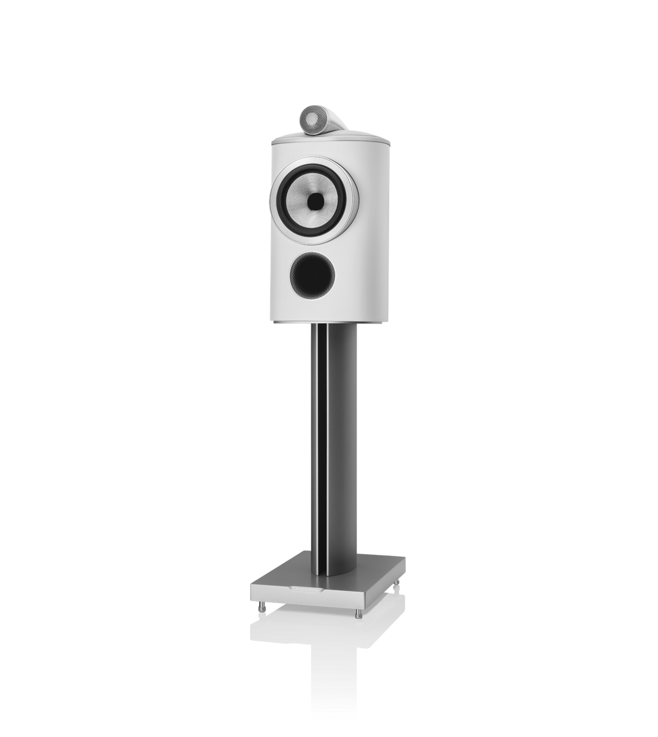 805-D4-White-Angle-on-FS-805-D4-Silver-Grille-Off-with-reflection