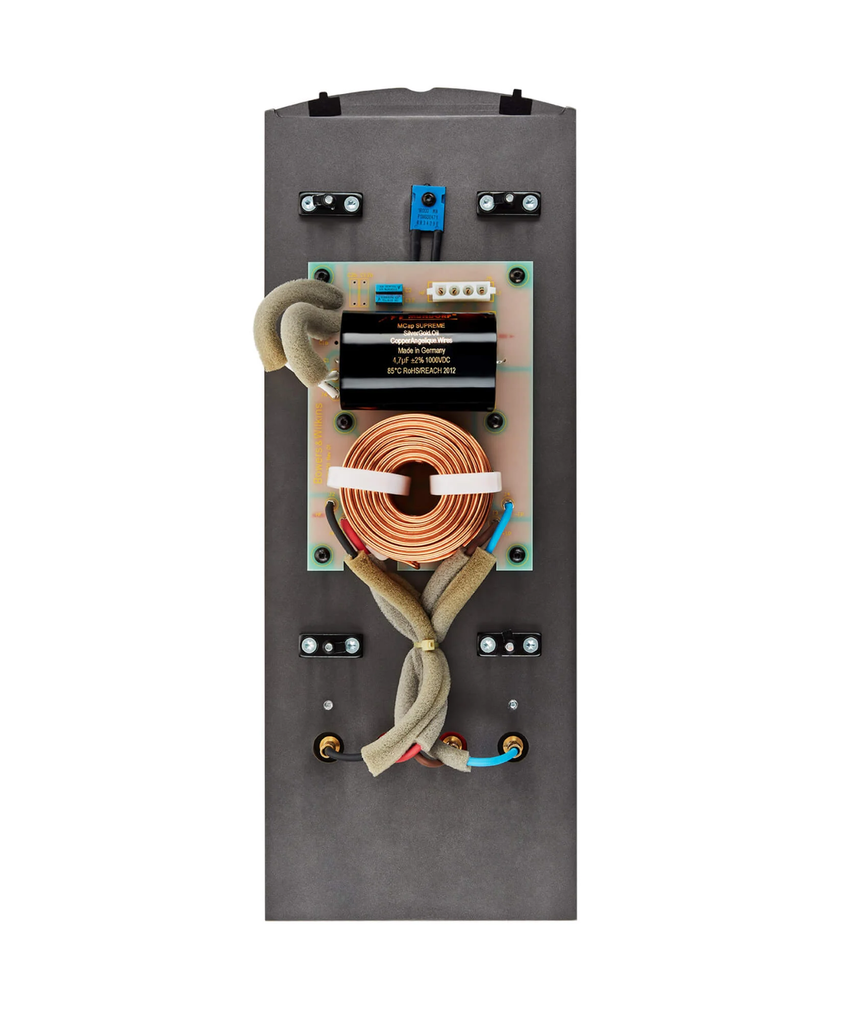 805d4_rearmounted_desktop