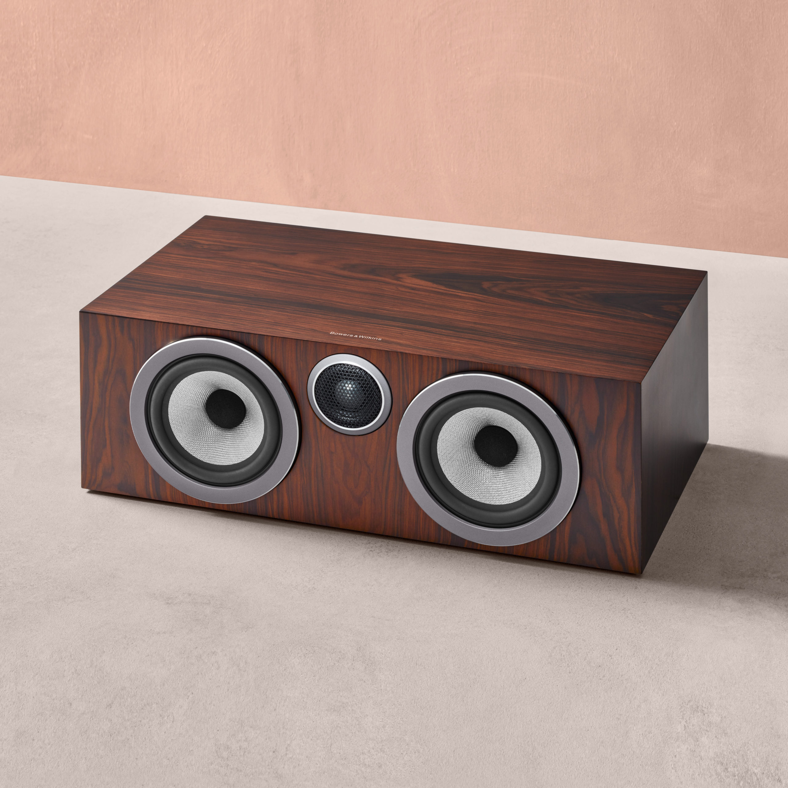 Low--B&W - HTM72 S3 Mocha Beauty 1x1