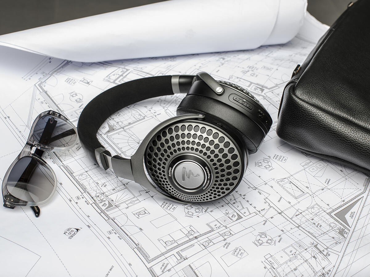 Focal Bathys Lifestyle1